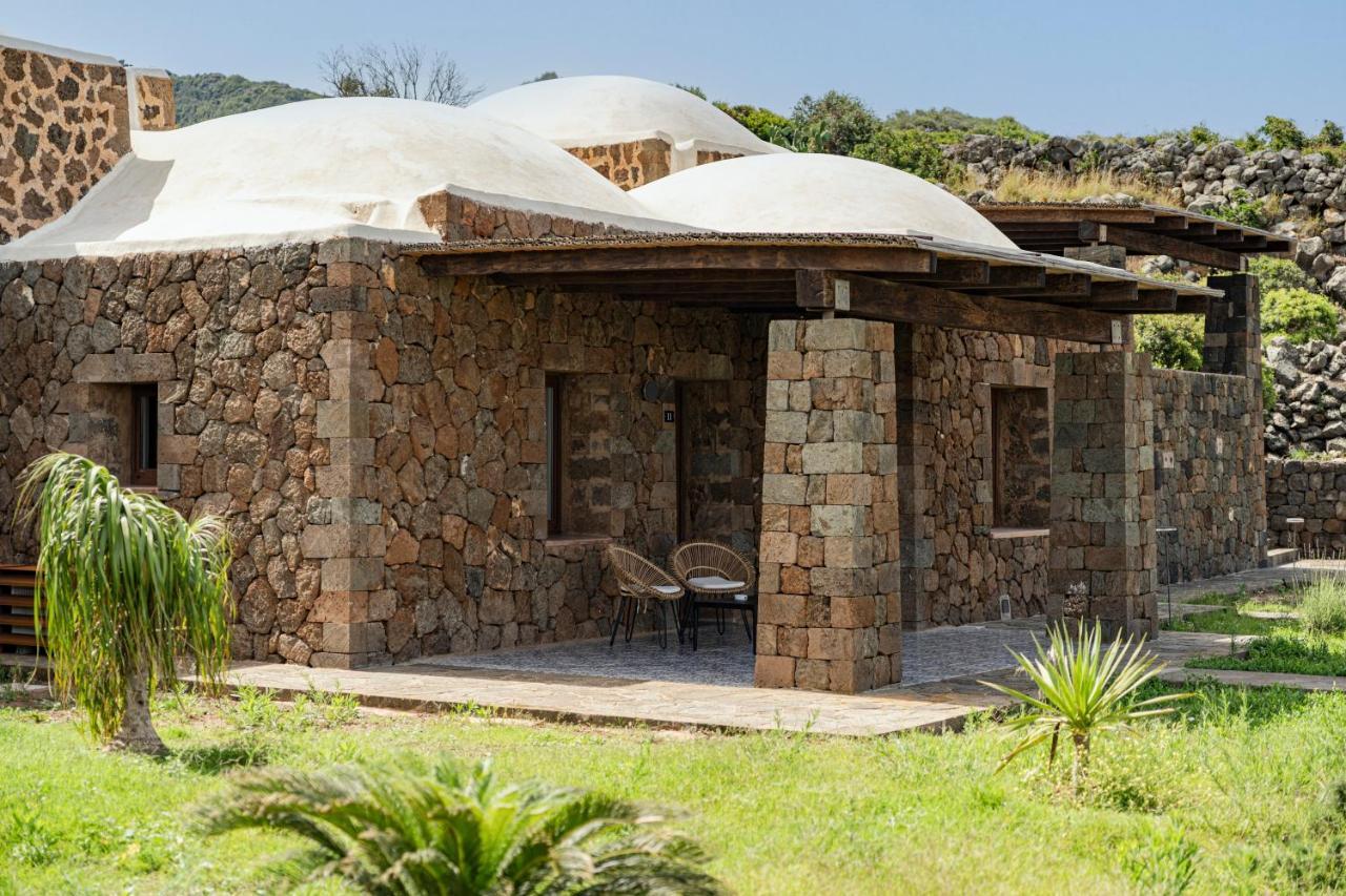 Kirani Hotel *